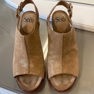 Sofft Tan Heels